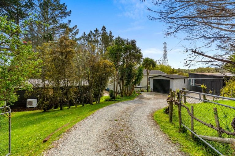 Photo of property in 72 Oneriri Road, Kaiwaka, 0573