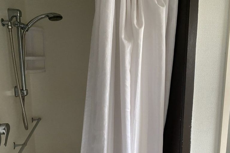 Photo of property in 2 Lynwood Place, Brookfield, Tauranga, 3110