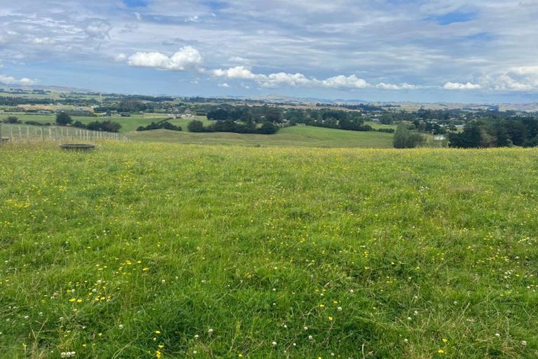 Photo of property in 183 Smith Road, Dannevirke, 4978