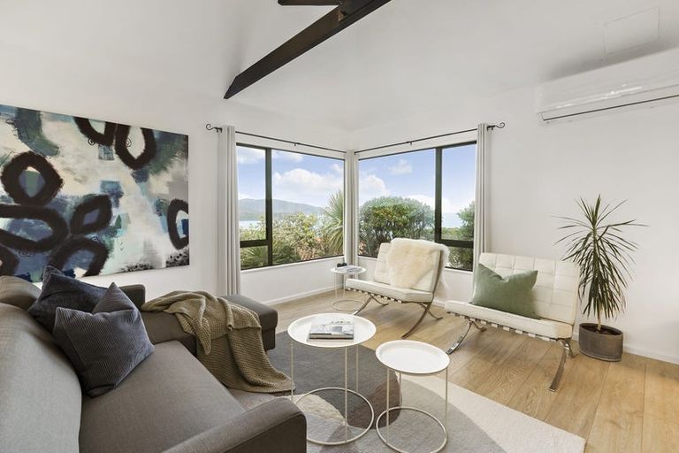 Photo of property in 3 Birkhall Grove, Strathmore Park, Wellington, 6022