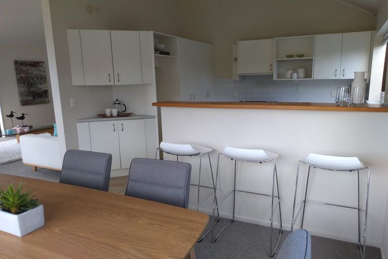 Photo of property in 1/13 Garadice Road, Rothesay Bay, Auckland, 0630