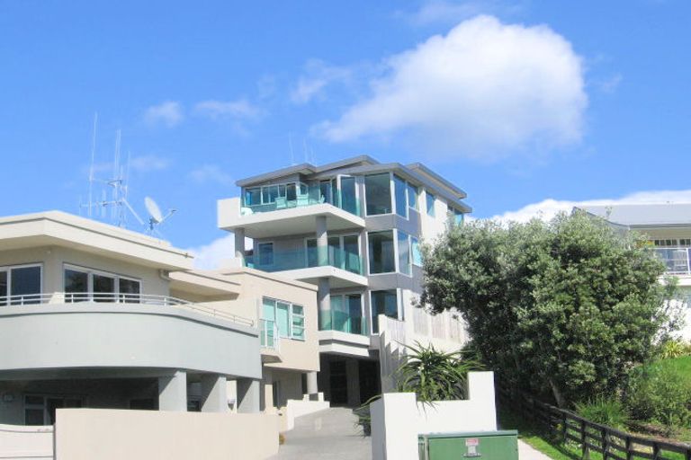 Photo of property in 16 Rita Street, Mount Maunganui, 3116