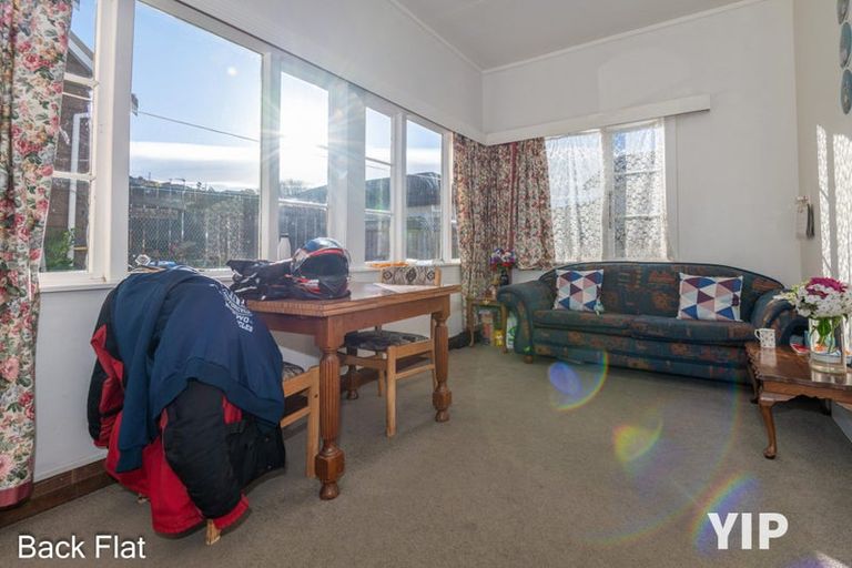 Photo of property in 1/44 Dr Taylor Terrace, Johnsonville, Wellington, 6037