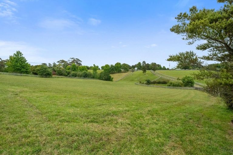 Photo of property in 51 Glenmore Road, Coatesville, Albany, 0793