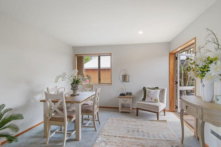 Photo of property in 139b Avonhead Road, Avonhead, Christchurch, 8042