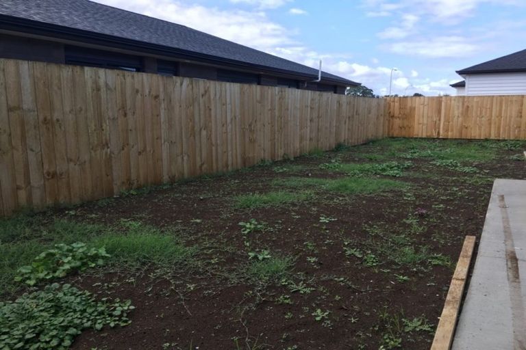 Photo of property in 4 Grandifolia Road, Takanini, 2110