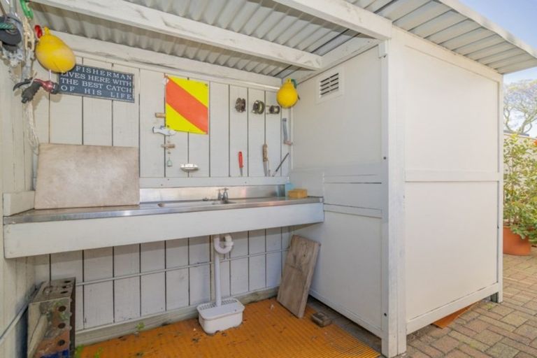 Photo of property in 2 Endeavour Close, Whitianga, 3510