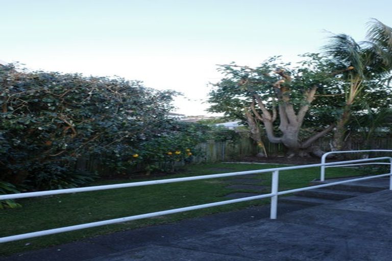 Photo of property in 3/24 Hattaway Avenue, Bucklands Beach, Auckland, 2012