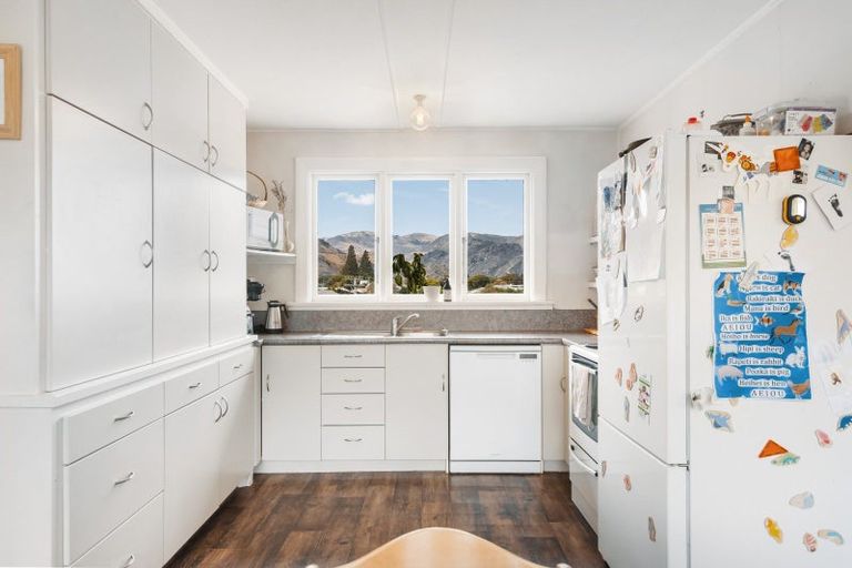 Photo of property in 49 Ray Street, Cromwell, 9310