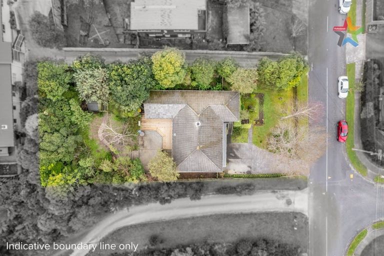 Photo of property in 81 Horoeka Street, Stokes Valley, Lower Hutt, 5019