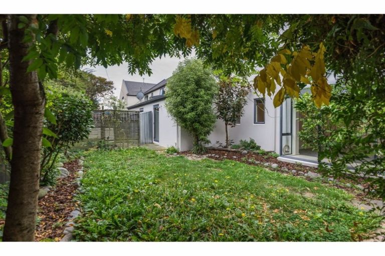 Photo of property in 3/44 London Street, Richmond, Christchurch, 8013
