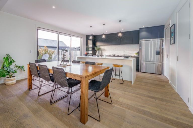 Photo of property in 64 Obelisk Street, Wanaka, 9305
