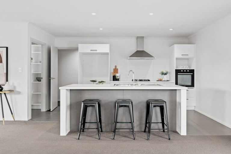 Photo of property in 19 Teatree Close, Huntington, Hamilton, 3210