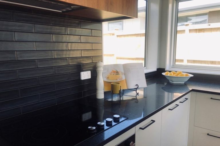 Photo of property in 31 Nellie Drive, Kumeu, 0810