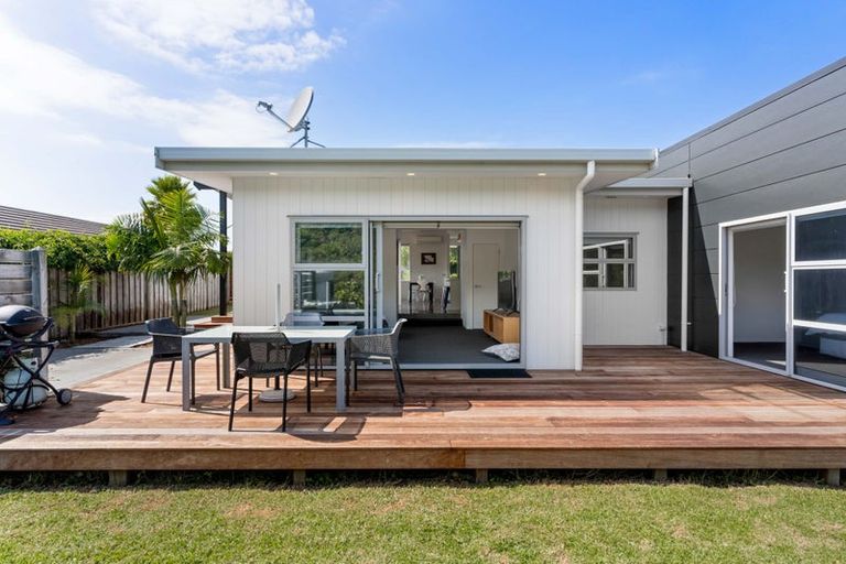 Photo of property in 38 Browns Drive, Waihi Beach, 3611