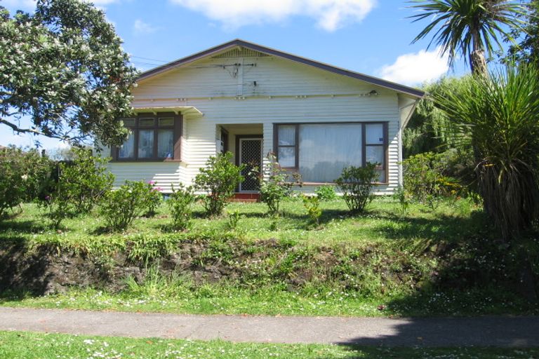 Photo of property in 15 Hillcrest Road, Papatoetoe, Auckland, 2025