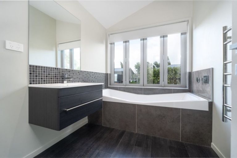 Photo of property in 45 Tuscan Lane, Martinborough, 5711