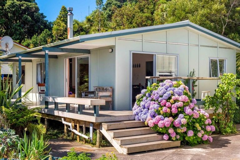 Photo of property in 22 Koutu Beach Road, Opononi, Kaikohe, 0473