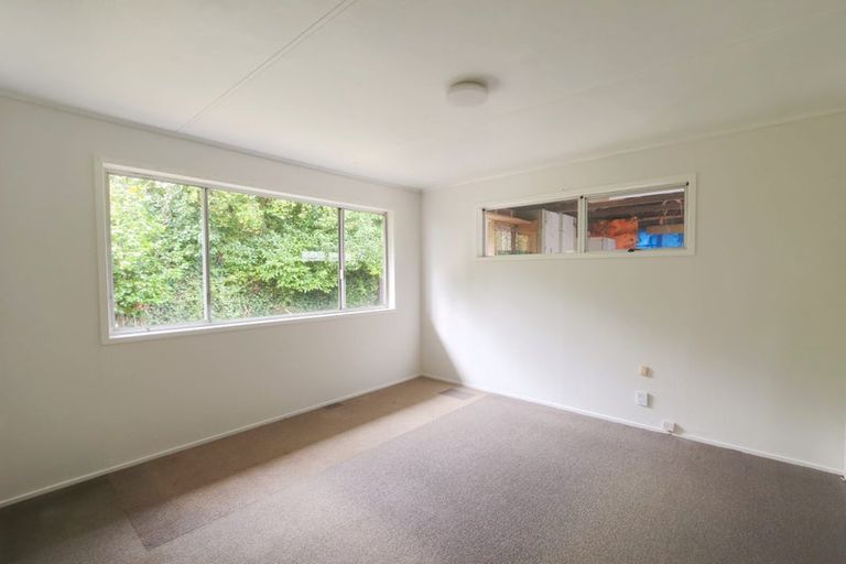 Photo of property in 37 Seon Place, Birkdale, Auckland, 0626