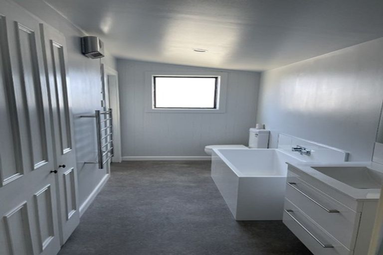 Photo of property in 9 South Terrace Road, Geraldine, 7930