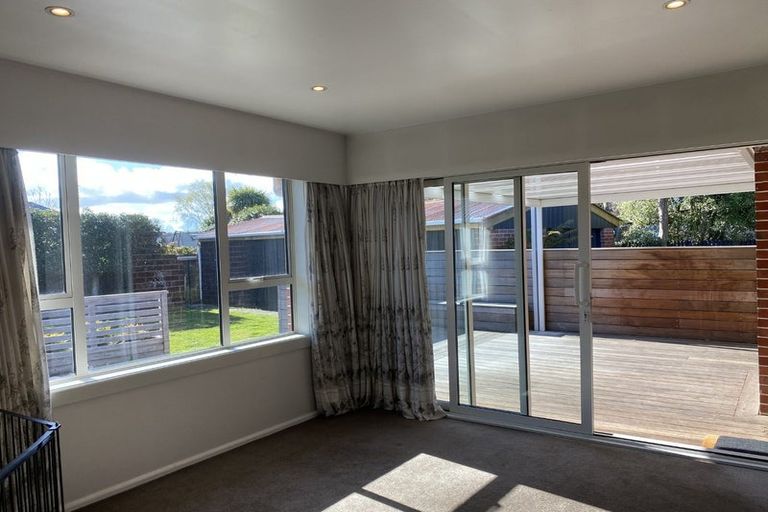 Photo of property in 57 Liverton Crescent, Bishopdale, Christchurch, 8053