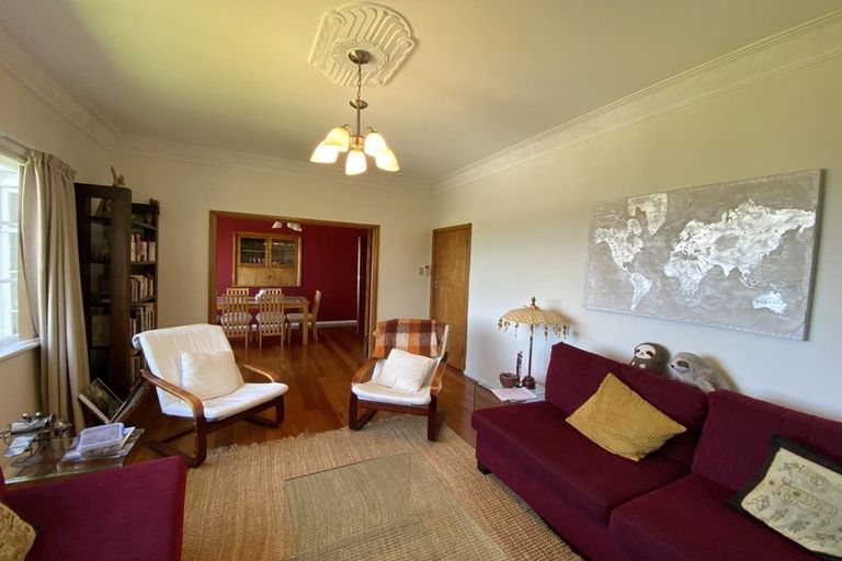 Photo of property in 15 Mertoun Terrace, Highbury, Wellington, 6012