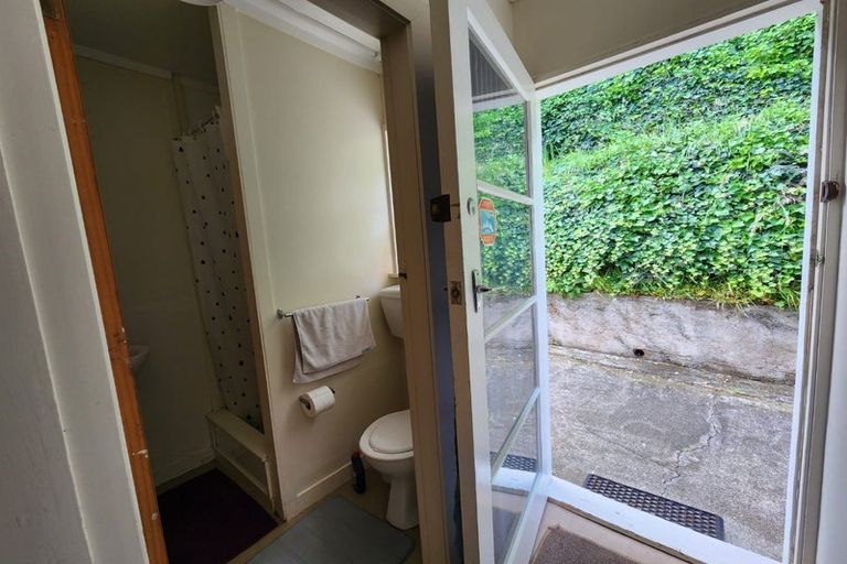 Photo of property in 24 Konini Road, Hataitai, Wellington, 6021