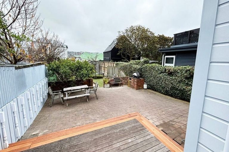 Photo of property in 92 Austin Street, Mount Victoria, Wellington, 6011