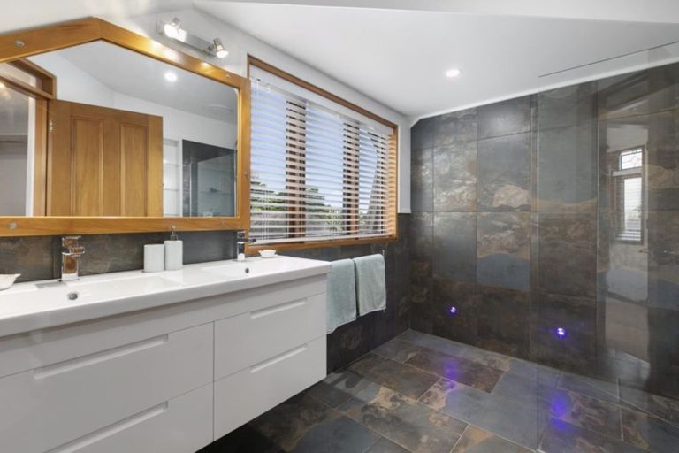 Photo of property in 126 Oceanbeach Road, Mount Maunganui, 3116