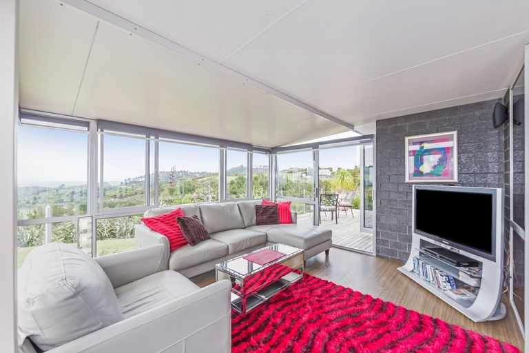Photo of property in 185 Govan Wilson Road, Whangaripo, Warkworth, 0985