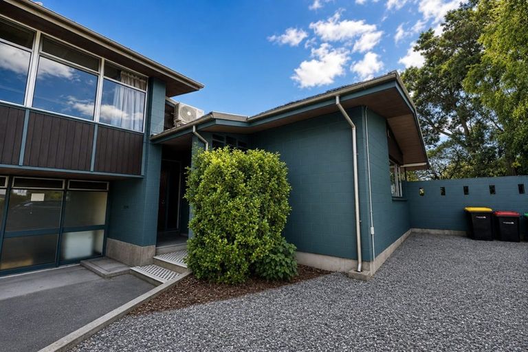 Photo of property in 101 Waimairi Road, Ilam, Christchurch, 8041