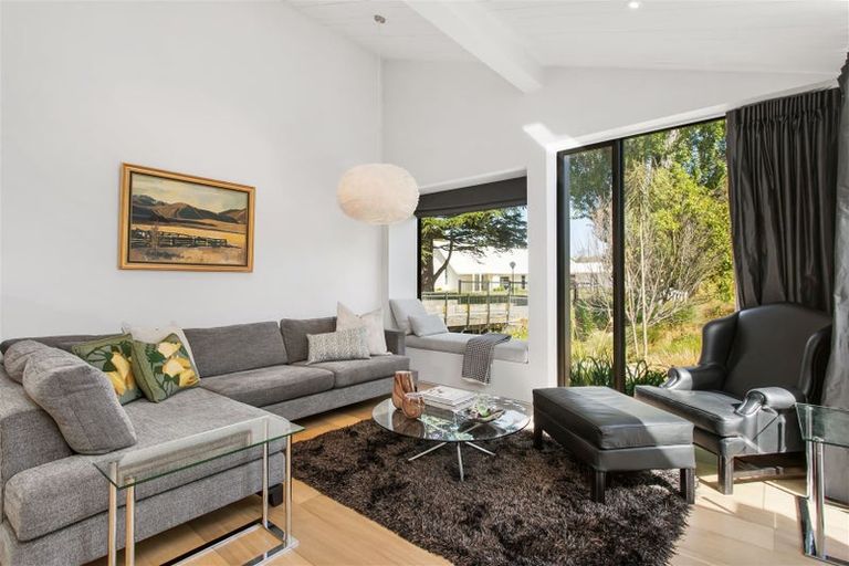 Photo of property in 27 Fendalton Road, Fendalton, Christchurch, 8014