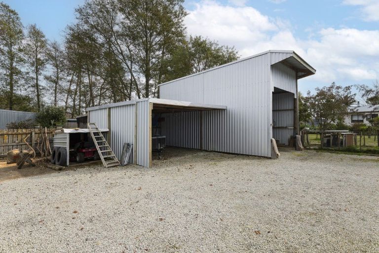 Photo of property in 13 Domain Road, Ormond, Gisborne, 4071