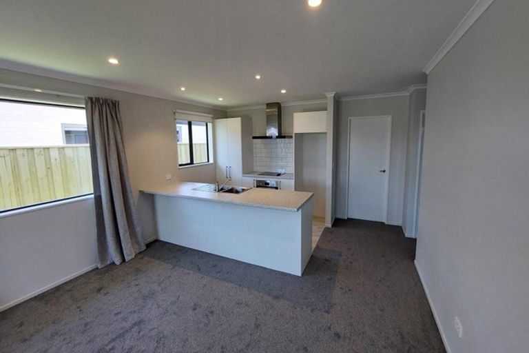 Photo of property in 43 Crossley Avenue, Woodend, 7610