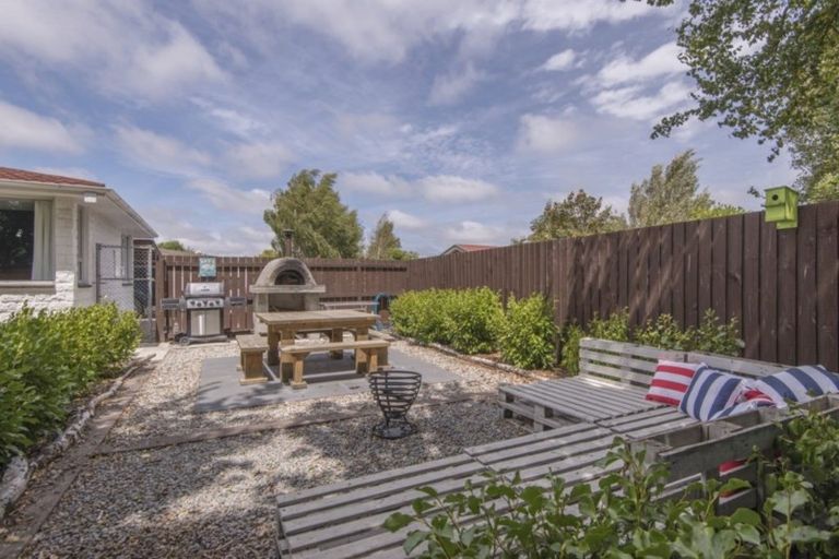 Photo of property in 6 Rowse Street, Rangiora, 7400