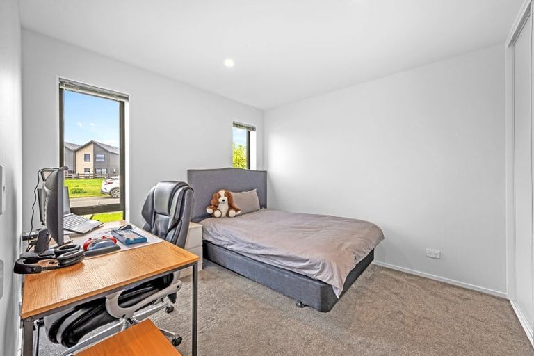 Photo of property in 15 Jean Batten Lane, Rolleston, 7615