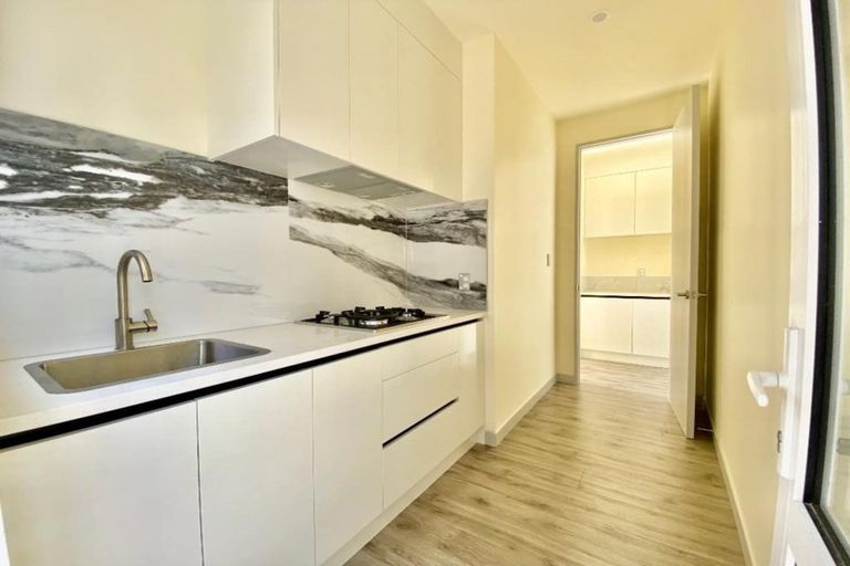 Photo of property in 47 Donegal Park Drive, Flat Bush, Auckland, 2019