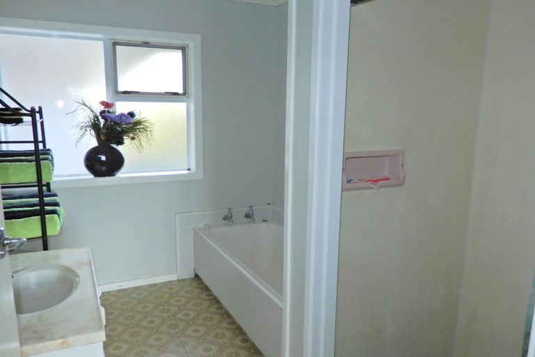 Photo of property in 15 Sholson Street, Putaruru, 3411