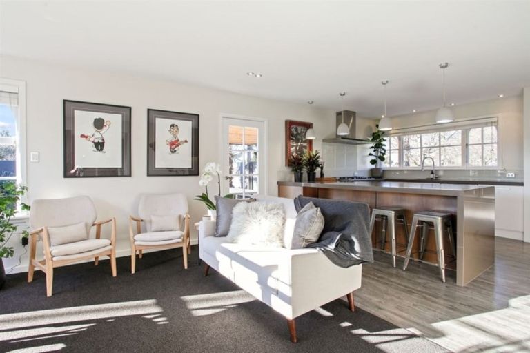 Photo of property in 26 Grahams Road, Ilam, Christchurch, 8041