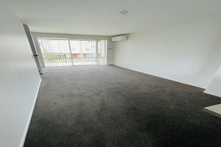 Photo of property in 59 Kirikiri Lane, East Tamaki, Auckland, 2013