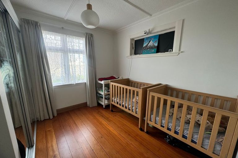 Photo of property in 10 Bruges Avenue, Miramar, Wellington, 6022