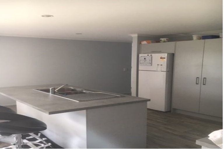 Photo of property in 100 Strauss Drive, Rolleston, 7614