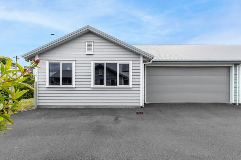 Photo of property in 129 Forest Lake Road, Forest Lake, Hamilton, 3200