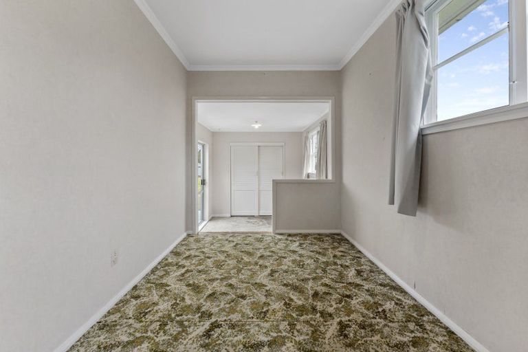 Photo of property in 14 Edward Street, Pahiatua, 4910