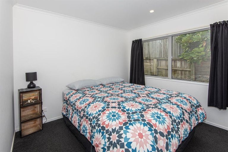 Photo of property in 2 Tua Tua Place, Baylys Beach, 0377