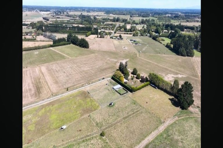 Photo of property in 835 Main Road North, Woodend, Kaiapoi, 7691
