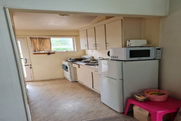 Photo of property in 2/462 Hillsborough Road, Mount Roskill, Auckland, 1041