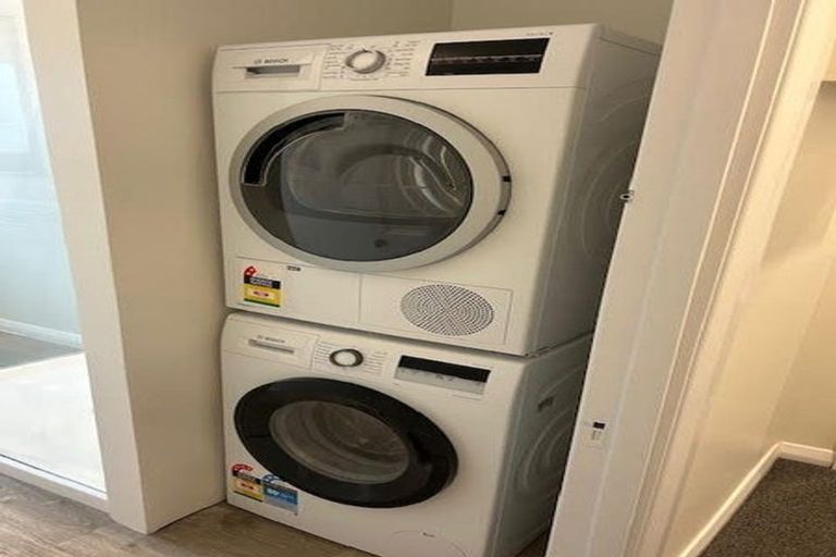 Photo of property in 3/206 The Terrace, Wellington Central, Wellington, 6011