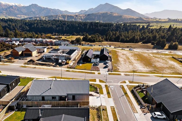 Photo of property in Northlake, 15 Cambrian Street, Wanaka, 9305