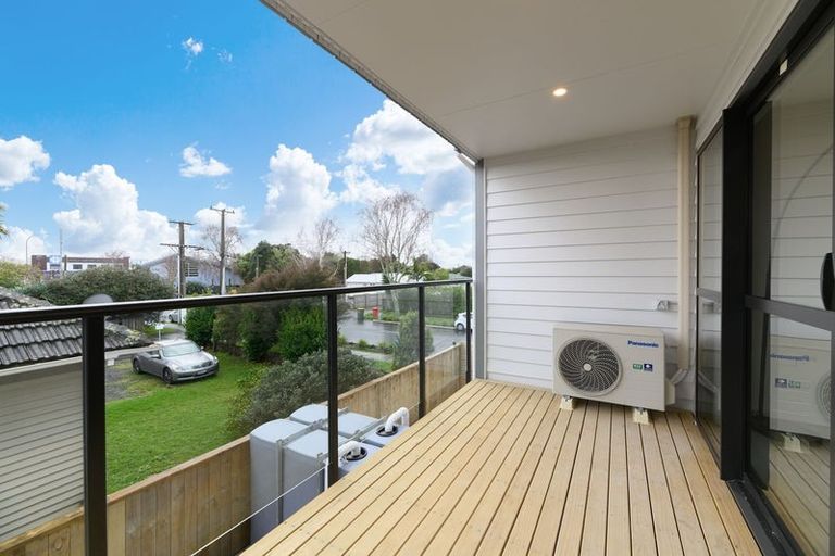 Photo of property in 3/7 Ranui Station Road, Ranui, Auckland, 0612